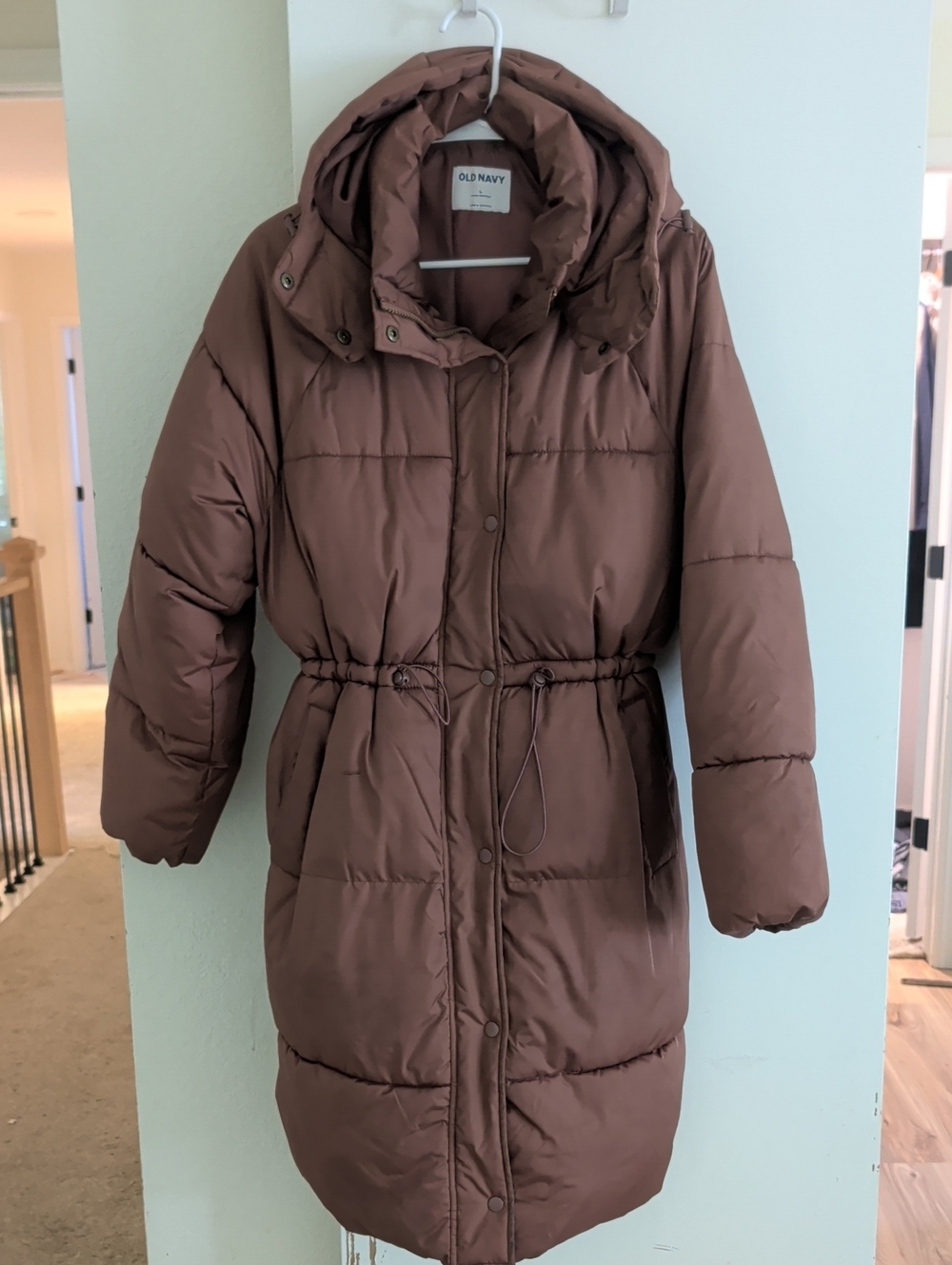 Old Navy Womens' Rosewood Hooded Puffer Coat